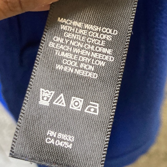 Kenneth Cole New York | Faux-Wrap V-Neck Sleeveless Top - L, Royal Blue - Picture 7 of 7